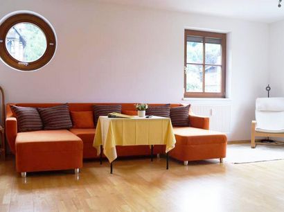 Ansicht-Front-Wohnzimmer.jpg