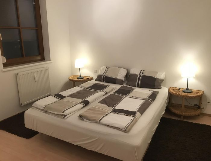 Bett im Schlafzimmer