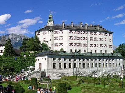 Schloss-Ambras.jpg